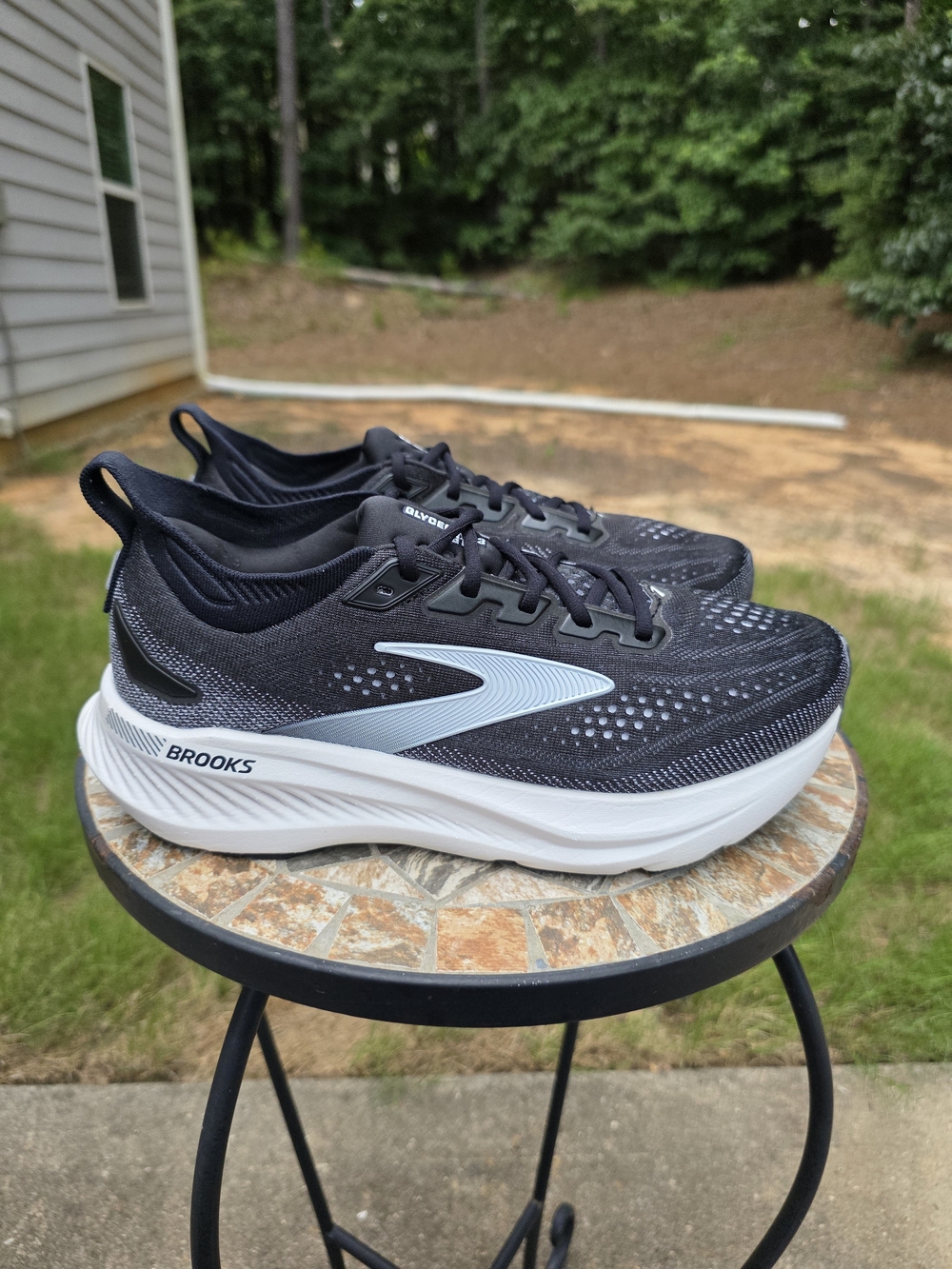 Brooks Glycerin GTS 23 1204921D090 Black Running Shoe Women Sz 9.5D Wide Worn 1x